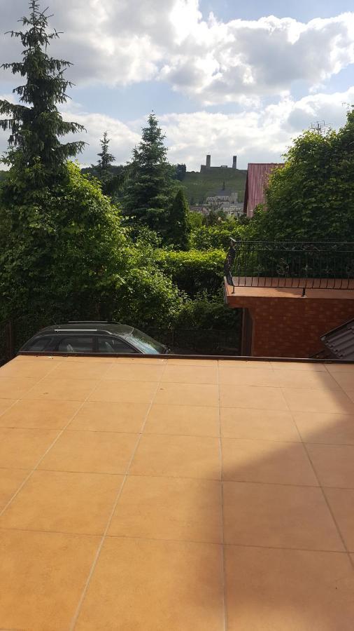 Pod Srebrna Roza Daire Chęciny Dış mekan fotoğraf