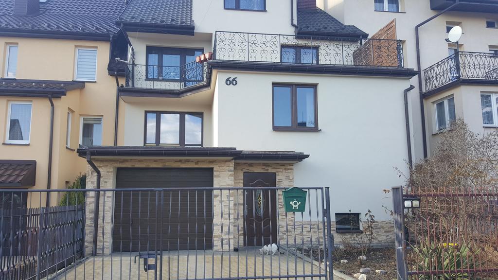 Pod Srebrna Roza Daire Chęciny Dış mekan fotoğraf