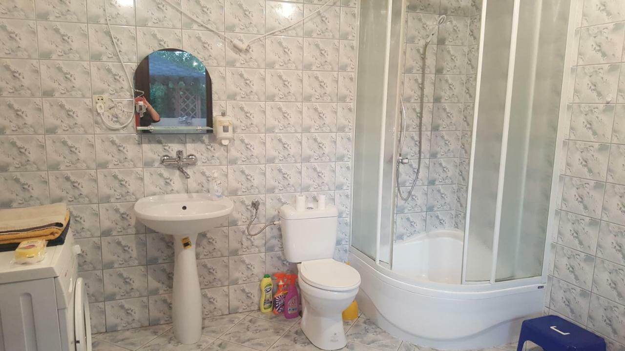 Pod Srebrna Roza Daire Chęciny Dış mekan fotoğraf
